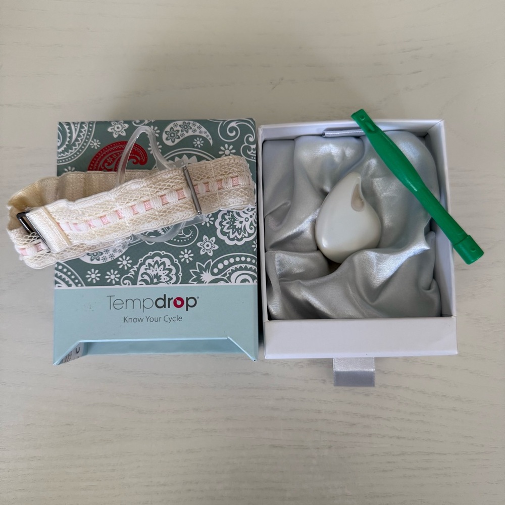 Tempdrop Cycle Tracking Device with Strap